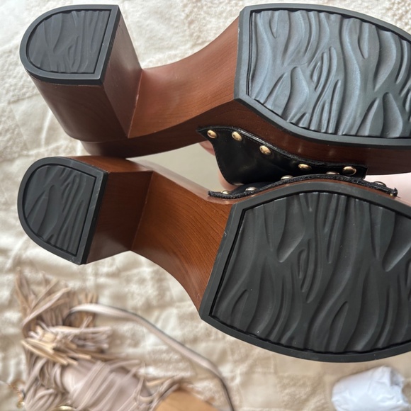 Franco Sarto Women's Capriclog3 Slide Sandal - Picture 8 of 10